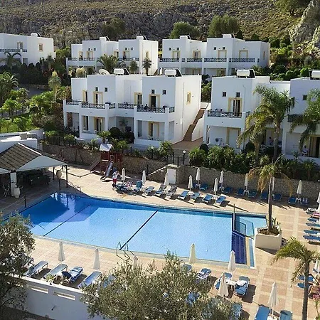 Lambis & Apartmanhotel Líndosz