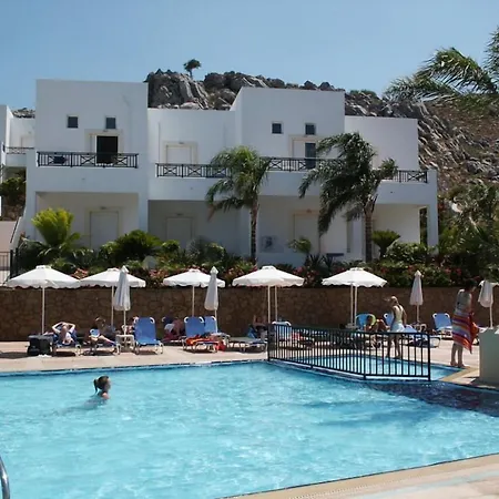 Lambis & 3* Líndosz