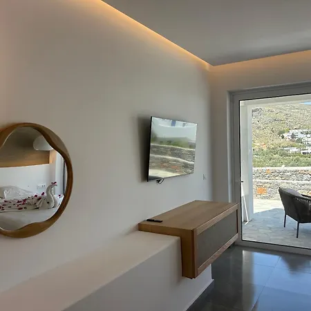 Lambis & 3* Lindos (Rhodes)
