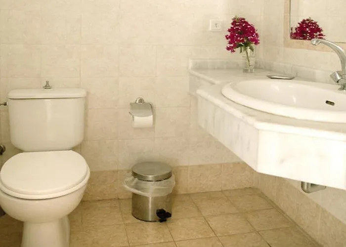 Lambis & Hotel apartamentowy 3*
