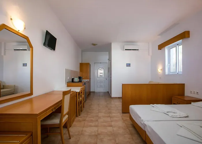 Hotel apartamentowy Lambis &