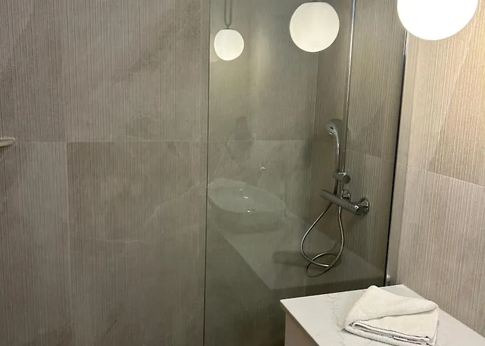 Hotel apartamentowy Lambis & 3*
