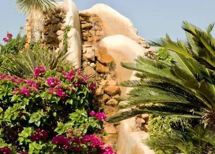 Lambis & Hotel apartamentowy 3*