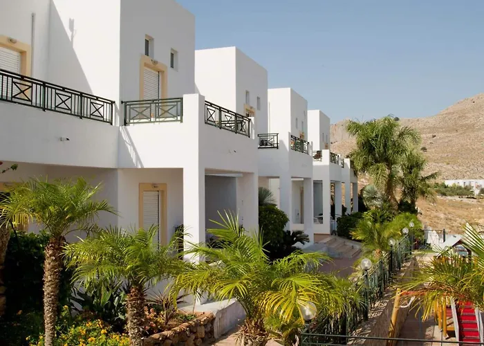 Lambis & Hotel apartamentowy Líndos