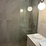 شقة فندقية Lambis & 3*