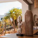 Lambis & لينثوس
