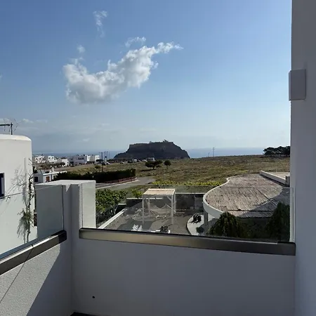 Aparthotel Lambis &