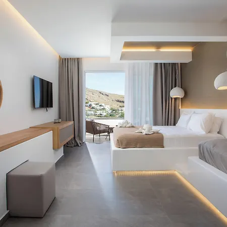 Lambis & Aparthotel Líndos