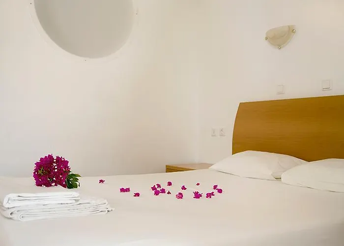 Lambis & Hotel apartamentowy 3*