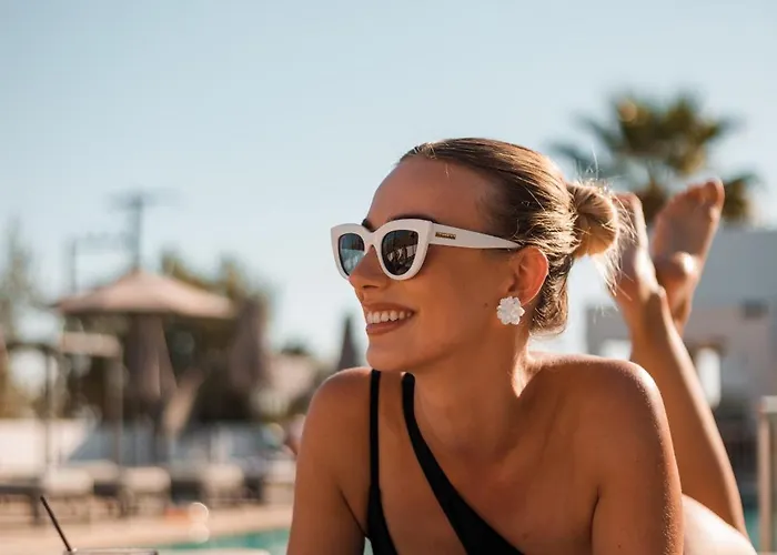 Apartmanhotel Lambis &