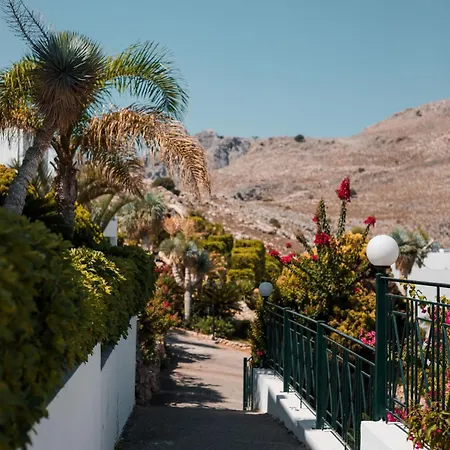 Hotel apartamentowy Lambis &