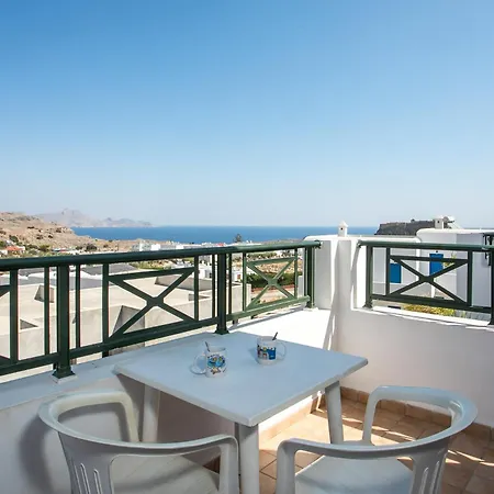 Ξενοδοχείο με διαμερίσματα Lambis & Λίνδος